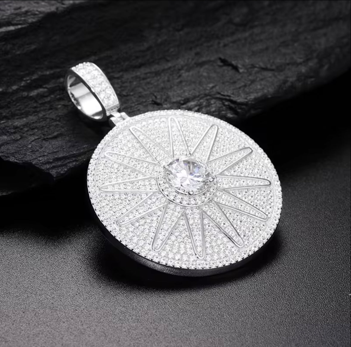 Sol Pendant
