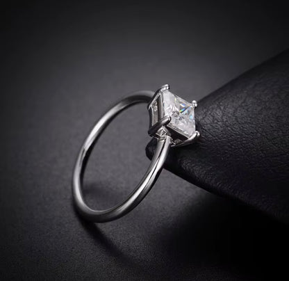 Vigselring Princess cut 1.0ct