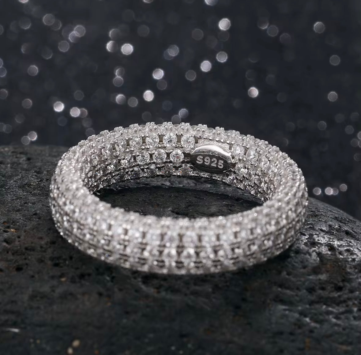 Diamantfylld ring