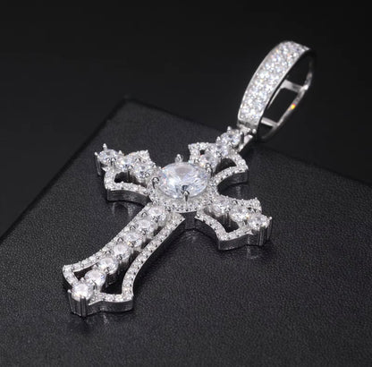 Kors Pendant