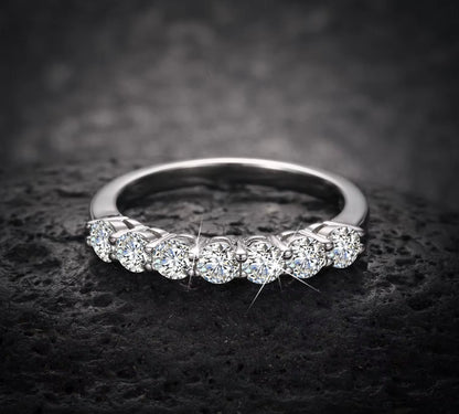 Halv Eternity band